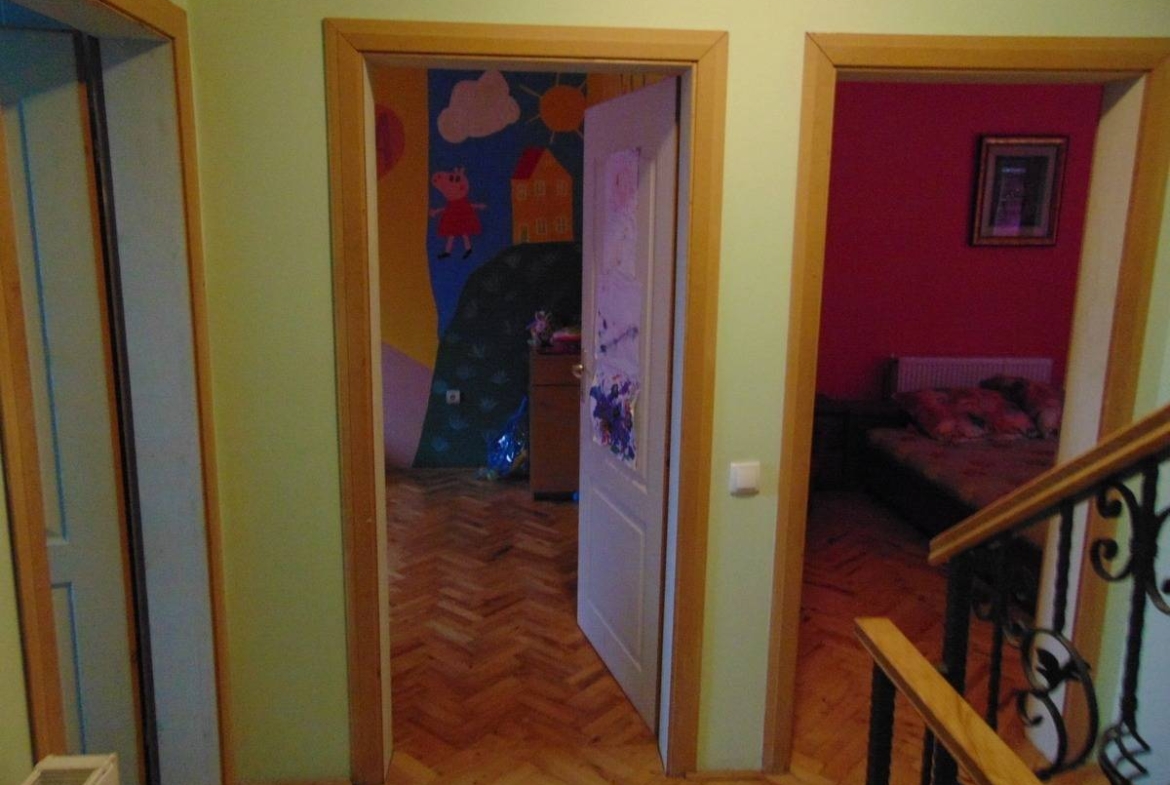1170